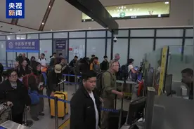 中泰免签一周年 乘坐中老铁路出入境泰国籍旅客同比增长超86%图片
