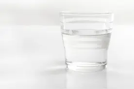 韩媒：“水断食”减肥在韩青少年中盛行图片