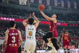 CBA常规赛：山西汾酒胜浙江方兴渡图片