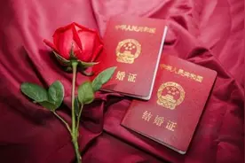 不再需要户口簿、细化离婚冷静期……婚姻登记条例拟修改 专家：让结婚更容易，离婚更理性图片