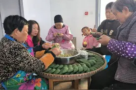 清明“食”节“艾”心暖，幸福方桌“馃”飘香图片