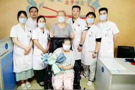 滕州市中心人民医院康复医学科成功开展重症患者康复治疗图片
