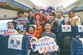 南珠高铁南玉段开通运营——广西：市市通高铁图片