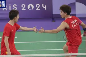 羽毛球男双“梁王”组合惜败中国台北队，获得银牌图片