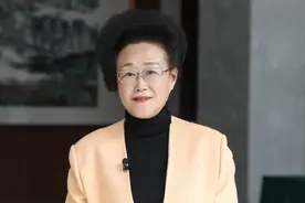 深圳“实验室”为何会赚钱？全国政协委员吴以环：无缝衔接生产线，让创新活起来｜2025全国两会图片