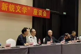 专家热议AI文学：人类文学不会消失，反而会得以彰显图片