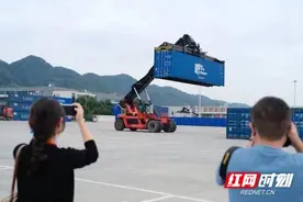 陆海之约 相遇重庆｜重庆沙坪坝区：借开放之风  助推区域经济发展图片