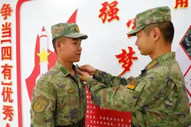 这个列兵，提前晋升中士！图片