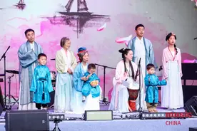 这些“音乐之家”的表演，留下一段段关于“家”的温暖回忆图片