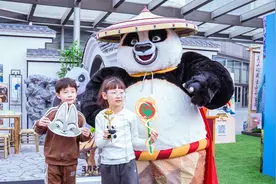 动画电影《功夫熊猫4》今日上映 “阿宝”惊喜亮相成都图片