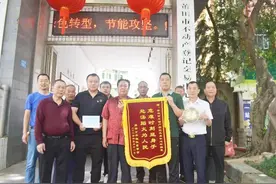 舍身救火，他保住了千万元财产图片