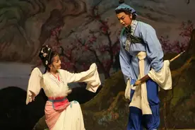 精品剧目展演《天仙配》呼应《女驸马》安徽省黄梅戏剧院两出“看家大戏”唱响京城图片