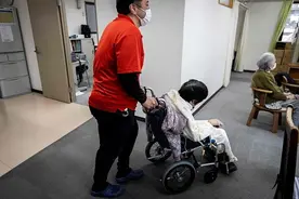 日本受人口减少和老龄化影响，人手短缺情况或持续图片
