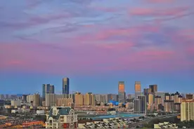 北京天空，油画晚霞刷！屏！了！图片