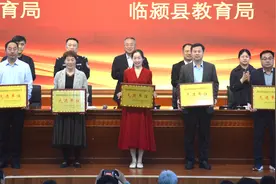 漯河市高级中学：法治教育结硕果 依法治校谱新篇图片