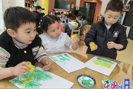 一抹金黄，油菜花开 宜宾江安橙乡幼儿园借油菜花铺就自然探索之旅图片