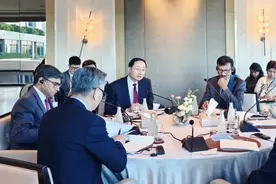 缅甸邻国非正式外长会举行，中方支持缅各方对话协商妥处分歧图片