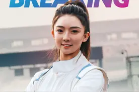创造历史！女车手师炜成为中国首位F1学院外卡车手图片