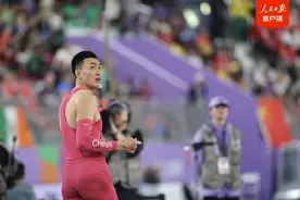 朱亚明夺得南京室内田径世锦赛男子三级跳远银牌图片