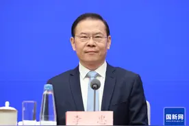 人社部：在推动社保基金市场化投资运营过程中，安全性始终是第一位的考量图片