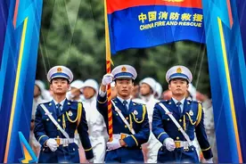 消防连线 | 消防宣传月消防知识科普：高层失火，跑还是不跑？怎么跑？往哪儿跑？图片