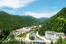 盘龙药业：以“绿色工厂”为钥，开启中医药产业高质量发展新篇章图片