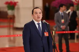 叶聪委员：全球一半以上深潜任务由我国三台潜水器完成图片