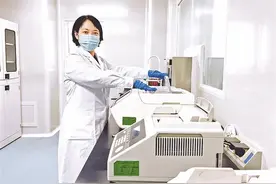 马秀梓：实验室里“侦”功夫图片
