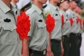 熄灯号丨再闻《驼铃》声图片