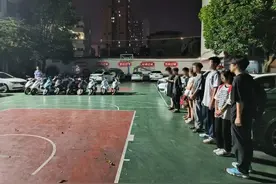 广西柳州严厉打击“飙车炸街”！一晚上查扣24辆车图片