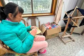 患癌奶奶5年织200多件毛衣给山区娃：心是真的热，人是真的好！图片