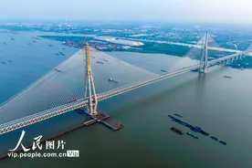 常泰长江大桥附属工程施工稳步推进图片