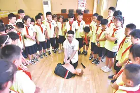 守护学生安全图片