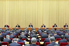 辛小湘丨牢把“稳”与“进” 悟透“立”和“破”图片