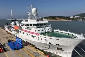 “蓝海101”号调查船起航，考察中西印度洋生境图片