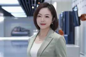 全国人大代表钟铮：规范生成式AI视频传播，关注未成年人“集卡成瘾”图片