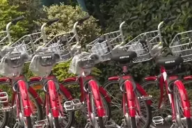 小红车亮相亚运村 各处彰显绿色节俭理念图片