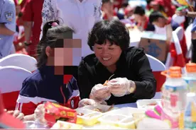 巩越辉：18年如一日，倾情守护特殊儿童的“爱心大姐”图片