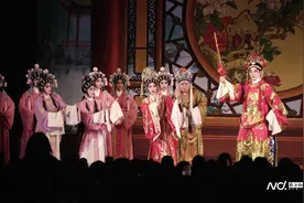 探班粤剧春班：万人空巷拉满广府年味图片