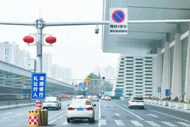 春运期间 成都东站接送客要注意这些交通规定图片