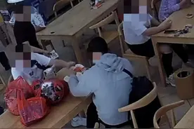 店主心疼大学生免费送榨菜，遭隔壁桌4名女顾客投诉？市监局回应图片