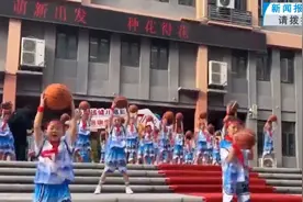 “聪明绝顶”！开学第一天，这群学生仪式感拉满！图片
