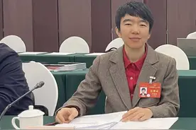 全国人大代表李紫微：建议帮助成年自闭症患者融入社会图片