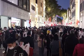 前三季度广东居民人均可支配收入41037元，同比增长4.4%图片