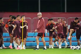 国足触底，武磊发话了……图片