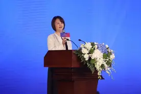 重庆市渝州宾馆举行“庆中秋 迎国庆”文艺晚会暨“悦服务”创高评分·上榜三周年活动图片