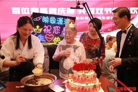 小区大事丨好热闹！百名老人欢聚一堂迎中秋、庆国庆图片