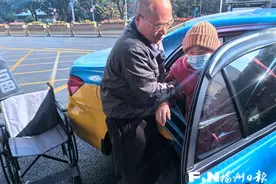 “70岁以上免费！”福州这群司机太暖心了！图片