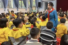 乘坐城市轨道交通要注意什么？台州500名师生齐上安全乘车课图片