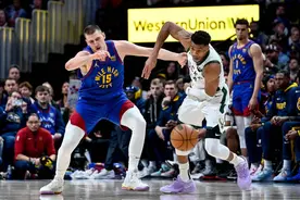 2K24现役球员前30：约基奇第一，威廉姆森90哈登89图片